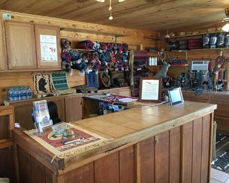 Chama River Bend Lodge - Chama - Lobby