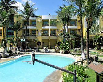 Country Village Hotel - Cagayan de Oro - Pool