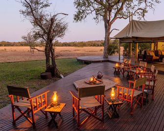 Rhino Walking Safaris - Sabie Park - Patio