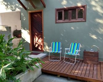 House near the beach and in the middle of nature. - Porto Belo - Patio