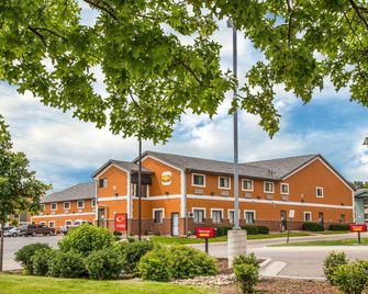 Econo Lodge Cedar Rapids South - Cedar Rapids - Edificio