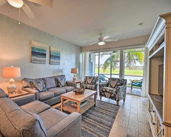 Luxury Golf Villa in Beautiful Lely Resort w/ Pool - Naples - Olohuone