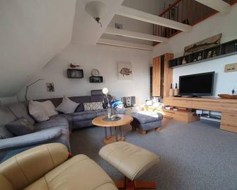 Ferienwohnung Zweite Heimat 45248 - Ditzum - Wohnzimmer