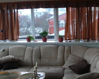 Three Sisters Studio Apartments - Reikiavik - Sala de estar