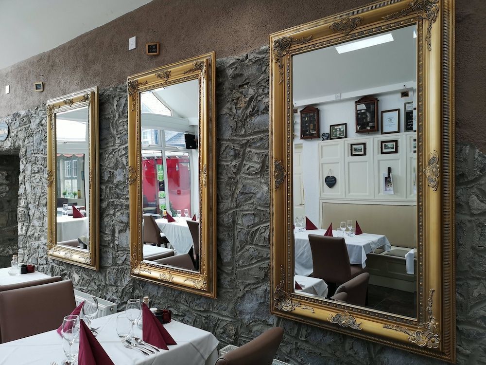 تاون سيند هاوس جيست هاوس