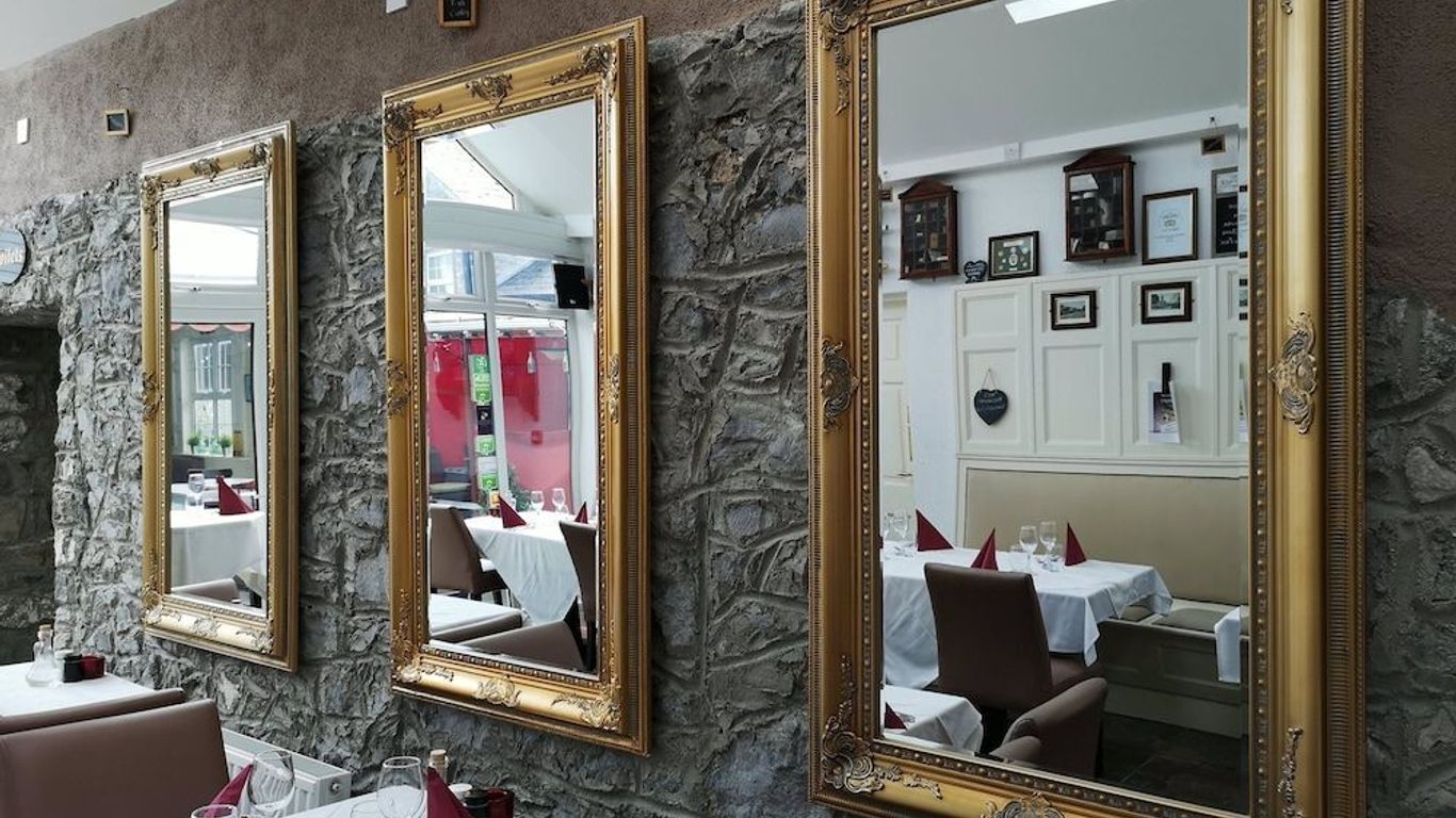 تاون سيند هاوس جيست هاوس