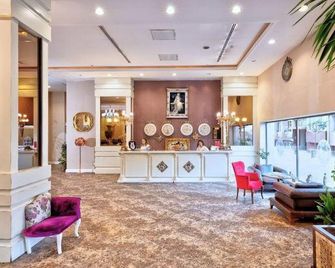 Madame Tadia Hotel - Eskişehir - Resepsjon