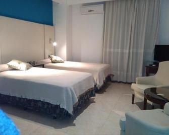 Hotel Nuevo Ara - Cáceres