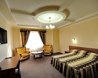 Maldini Hotel - קרסנודאר - חדר שינה