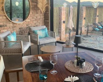 Windhoek Game Camp - Windhoek