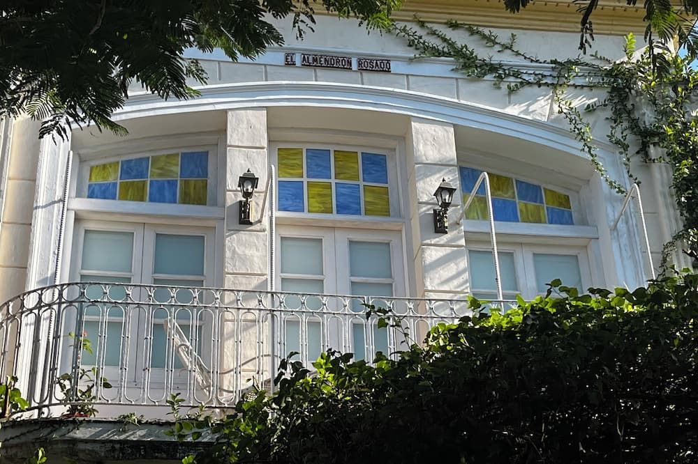 El Almendron Rosado - Havana - בניין