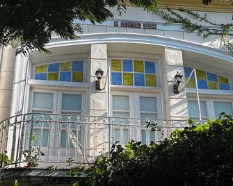 El Almendron Rosado - Havana - Building