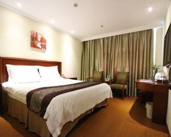 Greentree Inn Yancheng Sheyang Xingfuhuacheng Commercial Street Business Hotel - Yancheng - Bedroom