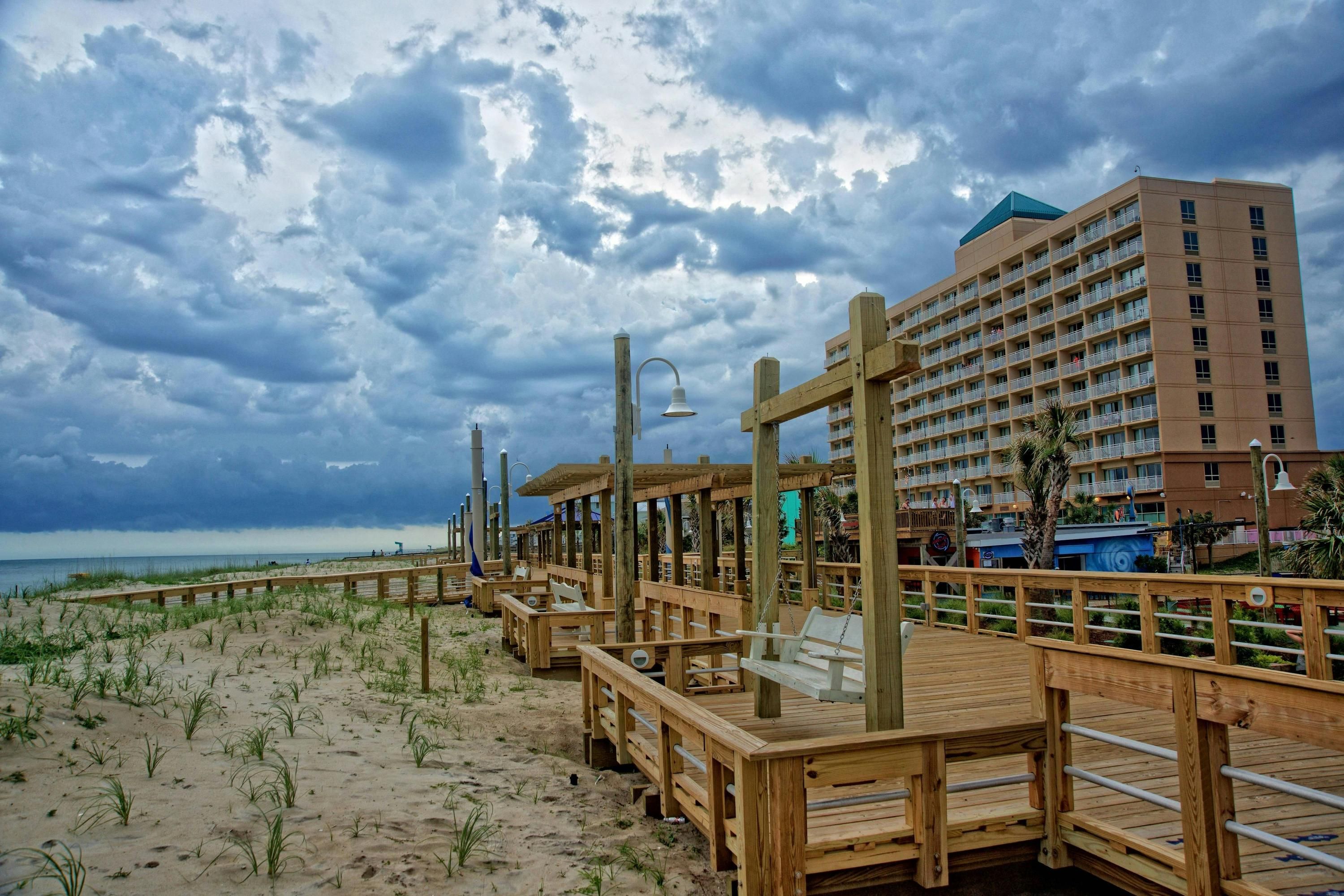 Courtyard by Marriott Carolina Beach Oceanfront - Carolina Beach - Gebouw