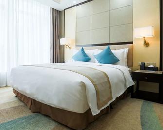Hundred Hotel Qingdao - Qingdao - Bedroom