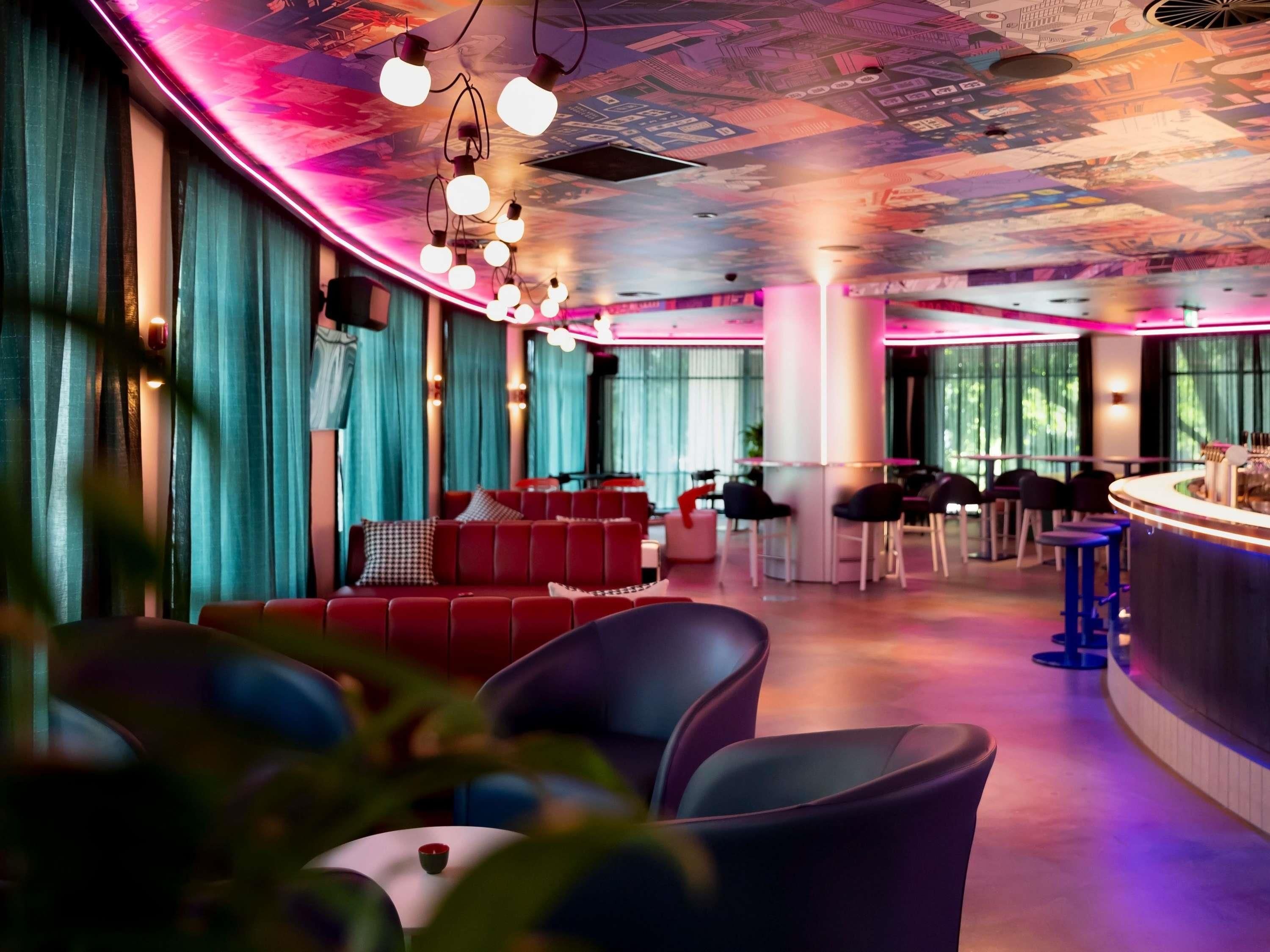 ibis Styles Sydney Central thumbnail 2