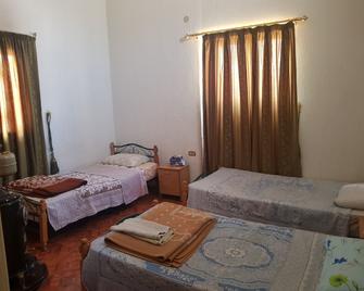Jammal Hotel - Baalbek - Camera da letto