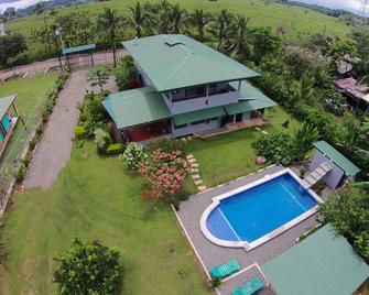 2story House With Private Pool/large Balcony in the Countryside - Naranjito - Piscina