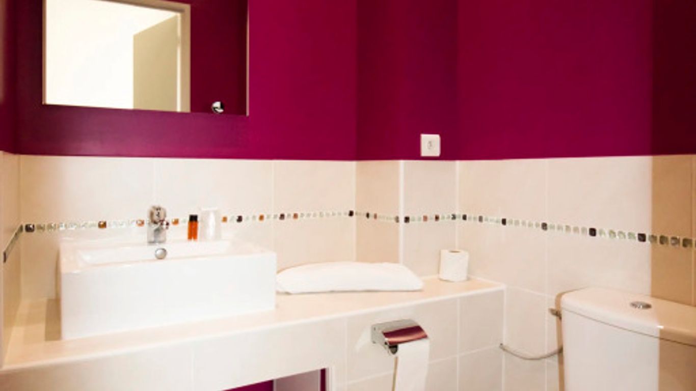 Adonis Villefranche Ambiance Hotel