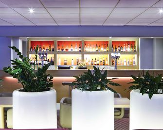 Novotel Wolverhampton - Wolverhampton - Bar