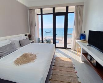 Blue Tao Beach Hotel - Ko Tao - Ložnice
