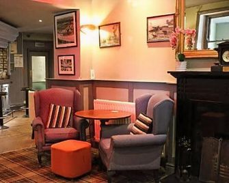 Schooner Hotel - Alnwick - Salónek