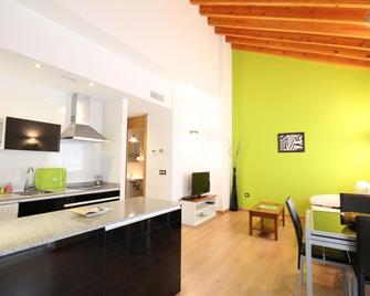 Apartamentos Tito San Agustin - Alicante - Kitchen