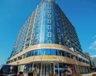 Lovely Studio in Batumi with rooftop in building - Batum - Bina