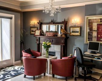 Mcsweeney Arms Hotel - Killarney