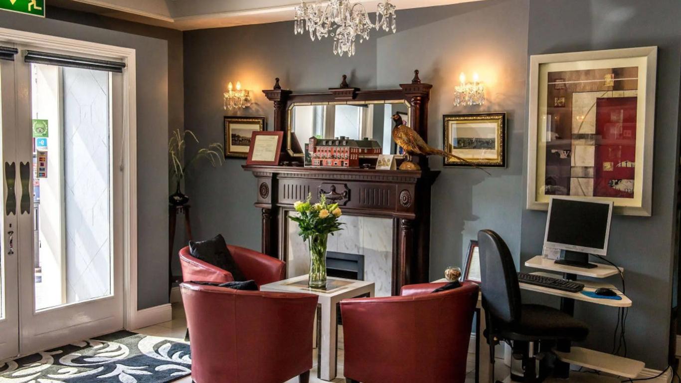 Mcsweeney Arms Hotel