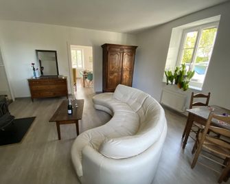 Le Meix - Chaumergy - Living room