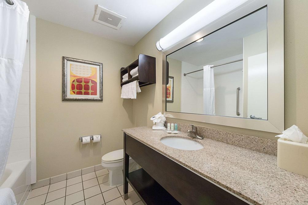 Comfort Suites South Padre Island 59 2 3 3 South Padre