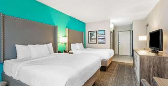 La Quinta Inn & Suites by Wyndham Jamestown - Jamestown - Bedroom
