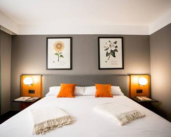 Hotel Malcom and Barret - Valensiya - Yatak Odası