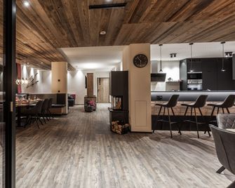 Chalet Montafon in Gaschurn with Sauna - Gaschurn - Restaurant