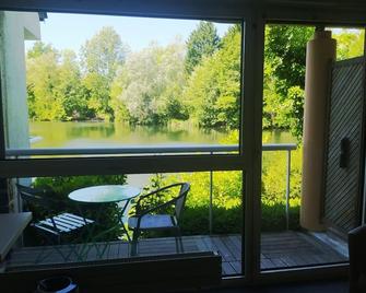 Hôtel L'ile Du Saussay - Itteville - Balcon