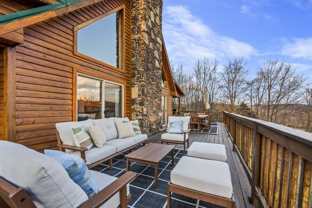 Family Friendly Retreat Near Mammoth Cave National Park. Bbq, Hot Tub, Fire Pit - Mammoth Cave - Balcony
