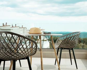 Le Grand Rêve - Геракіні - Балкон