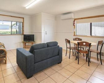 Riverscape Cottage No.3 - Riverscape - unit 3 is an easy walk to the Blackwood River - Augusta