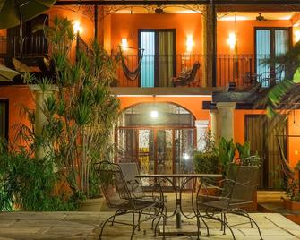 Hotel Luz en Yucatan - Mérida - Patio