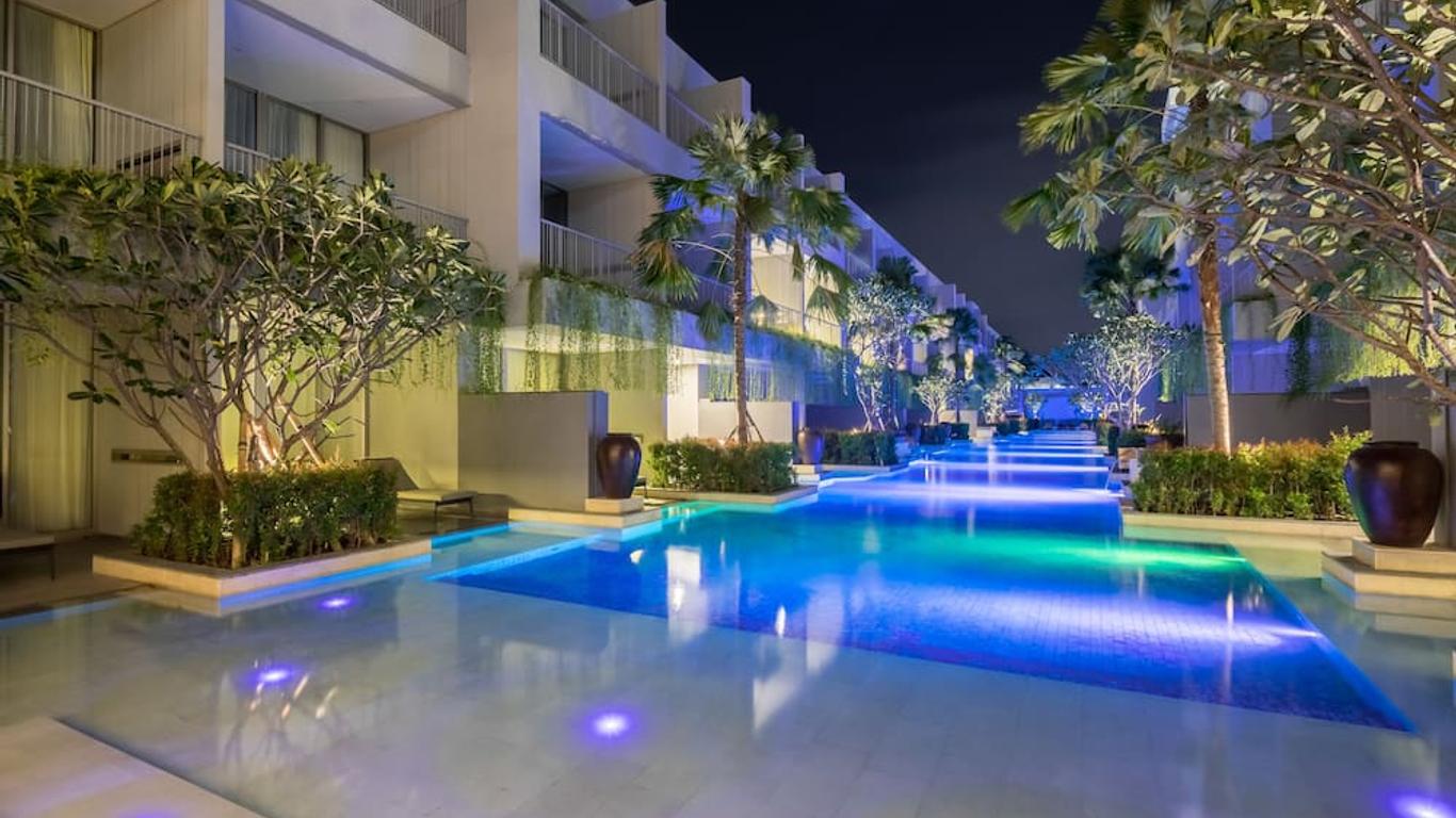 كانفاز فيليدج ريزورت سيمينياك