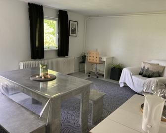 Wandertour, Homeoffice Oder Ausschlafen - Alles Möglich - Schotten - Restaurant