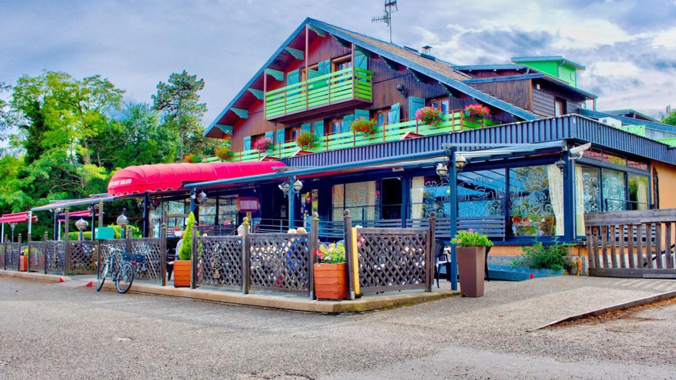Logis Hôtel Restaurant Le Chalet du Mont Roland