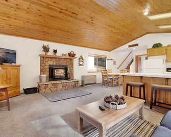 Cozy haven #1966 - Big Bear Lake - Living room