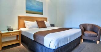 Best Western Geelong Motor Inn & Serviced Apartments - Geelong - Bedroom