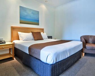 Best Western Geelong Motor Inn & Serviced Apartments - Geelong - Bedroom