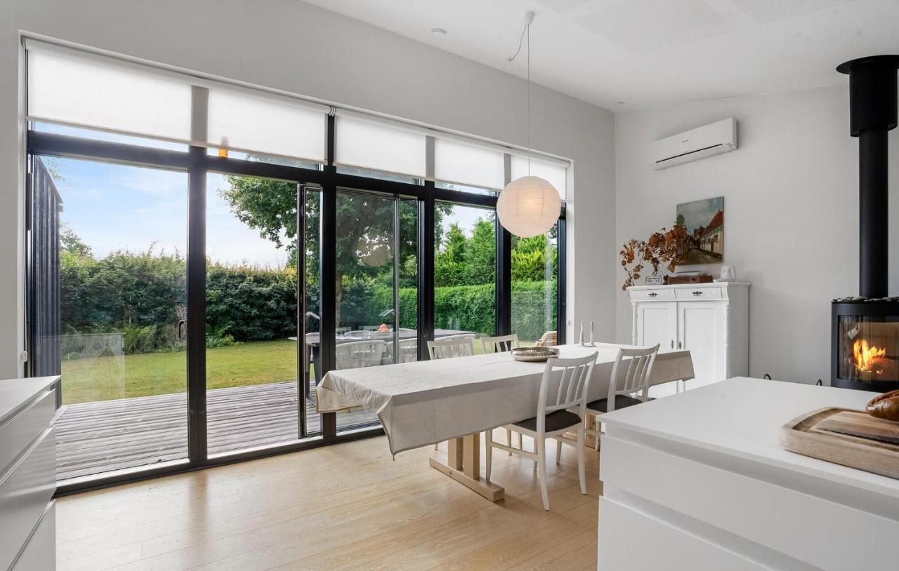 3 Bedroom Stunning Home In Børkop – Vejle