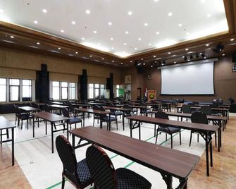 Wisma Konservasi - Jakarta - Restaurant