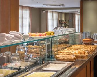Delplaza Marabá São Paulo - Sao Paulo - Buffet
