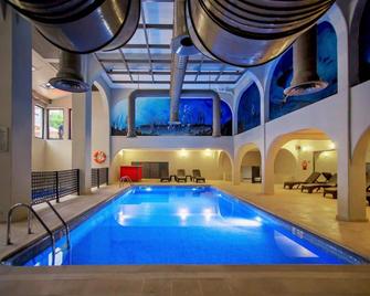 Turial Old Town Ocean View - Albufeira - Piscina